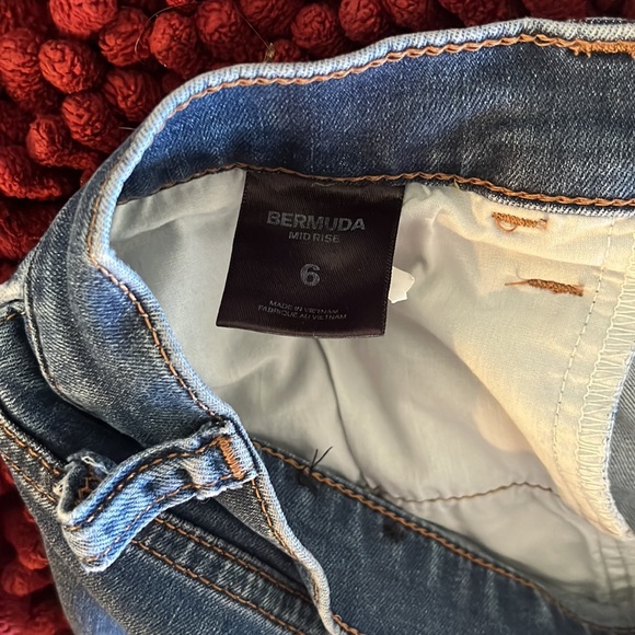 Express denim Bermuda shorts - Picture 4 of 4